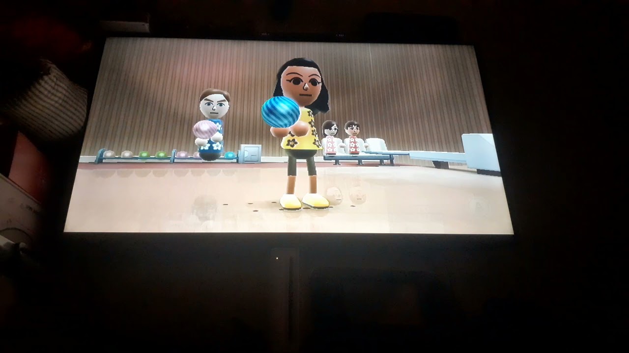 Wii sports resort bowling 100 pin game 4 players