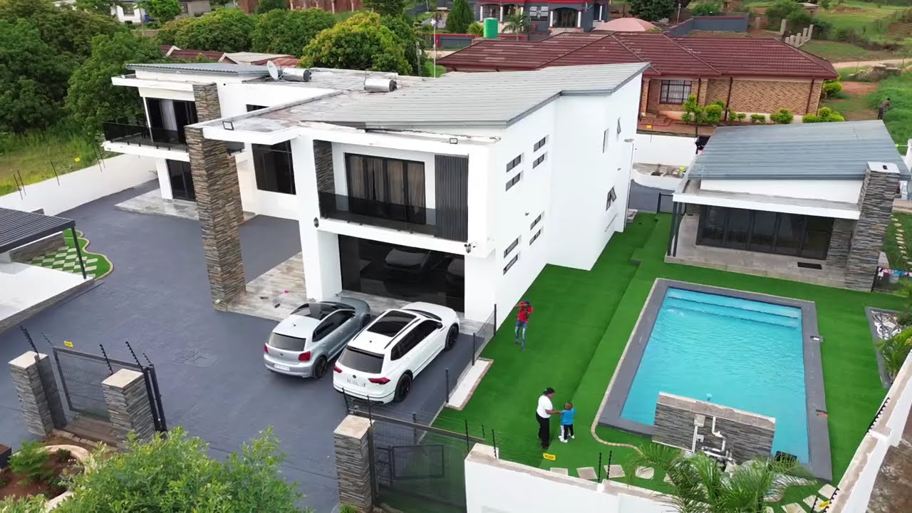 Venda Houses, House Design / GRAND DESIGN HOUSES in Rural South Africa, Limpopo Venda