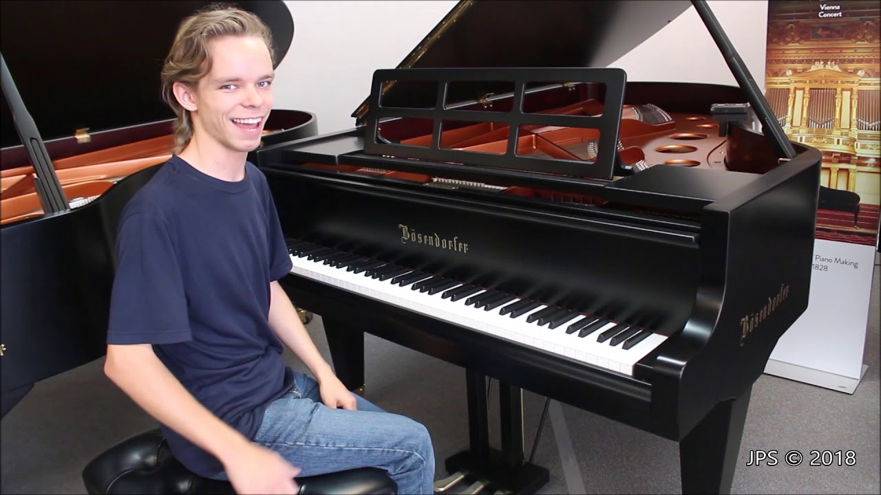 Сравнение Bösendorfer 214 и 214 VC
