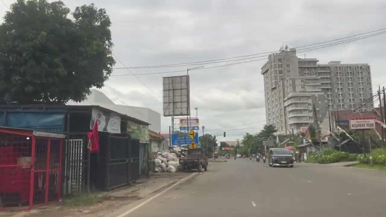 Kota Tangerang Selatan. Jalan Jelupang Raya. Kota Tangerang Selatan, Februari 2026. Salaam.
