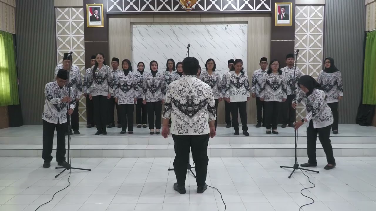 PORSENIJAR PADUAN SUARA PGRI KOTA BLITAR