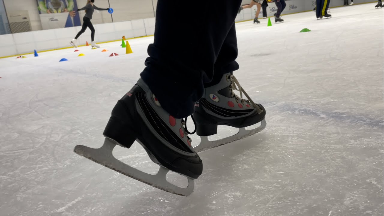 Treino com patins! Saltos, viradas e corrupios. Aulas 10, 11 e 12 (patinação artística no gelo)