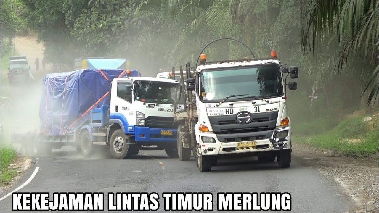 TRUK TRAILER MUATAN PIPA HAMPIR HABIS TENAGA DI TANJAKAN, TRUK ISUZU MUATAN BARANG MAHAL 