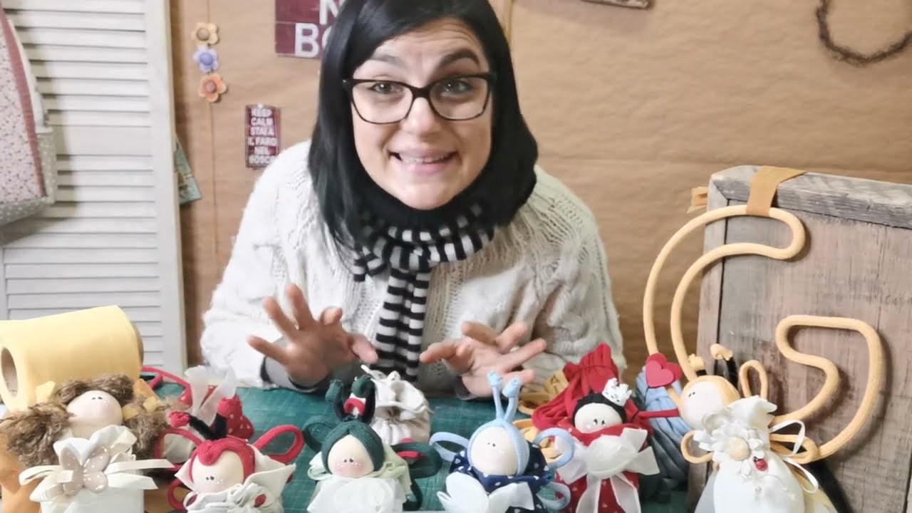 Come decorare sacchetti per bomboniere: insettini, regina di cuori e bimba farfalla