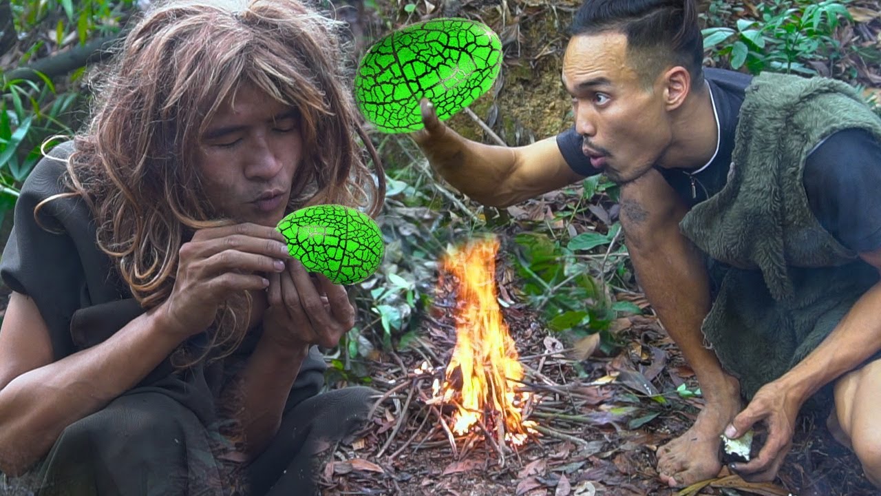 Survival skills | Looking for Primitive Food in the Forest - Hu hu hu hu!