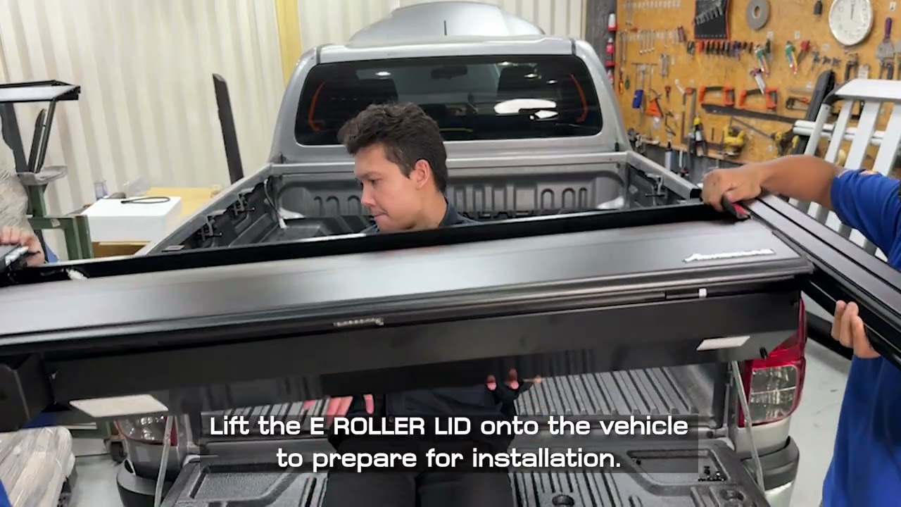 INSTALLATION AEROKLAS E ROLLER LID TOYOTA REVO