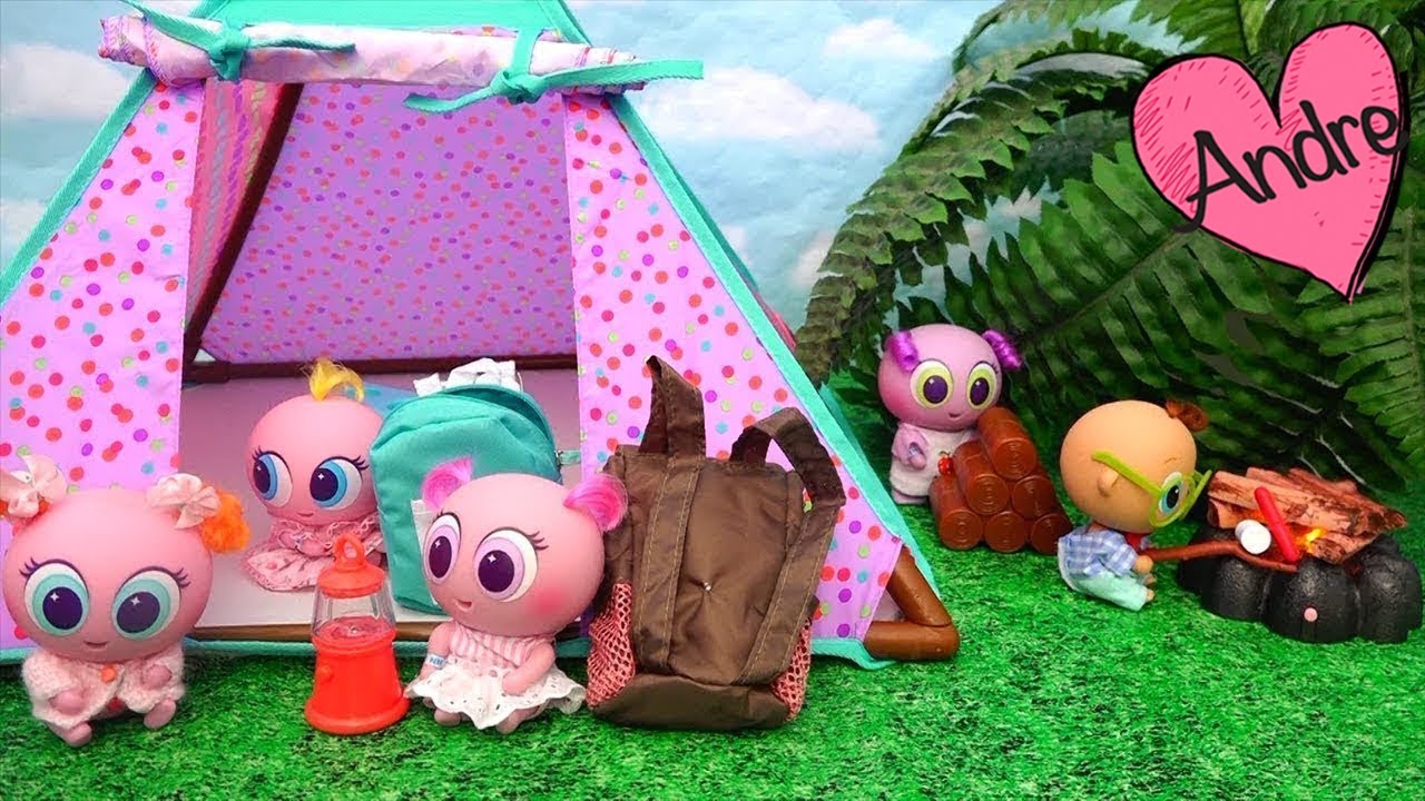 Juguemos en el bosque | Jugando muñecas y juguetes con Andre para niñas y niños