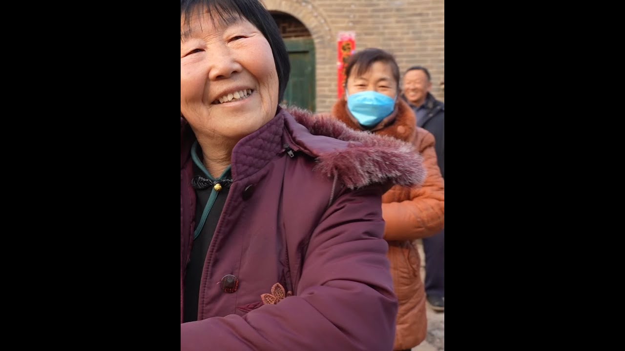 我在河北安国，喊你回家过年&hellip;&hellip;@小龙龙#农村老年版科目三 #喊你回家过年版科目三#农村老人的幸福生活 #农村过大年