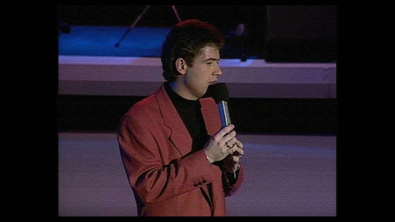 Dominic Kirwan - Almost Persuaded (Live at The Sands Centre, Carlisle, 1993)