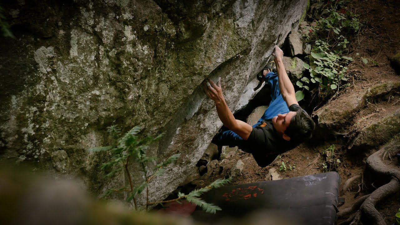 Escalada en México | Paco Ayala en Momento (V10)