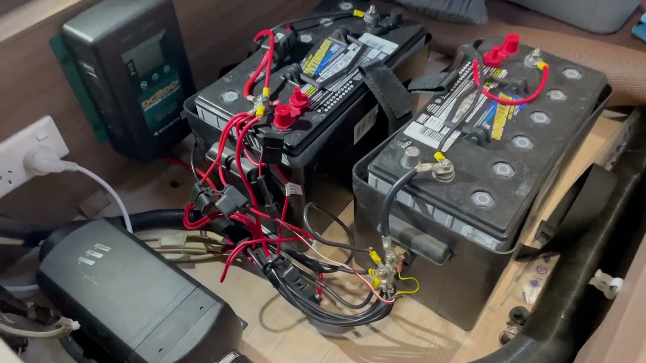 Poorly installed charging system in this Jayco Conquest