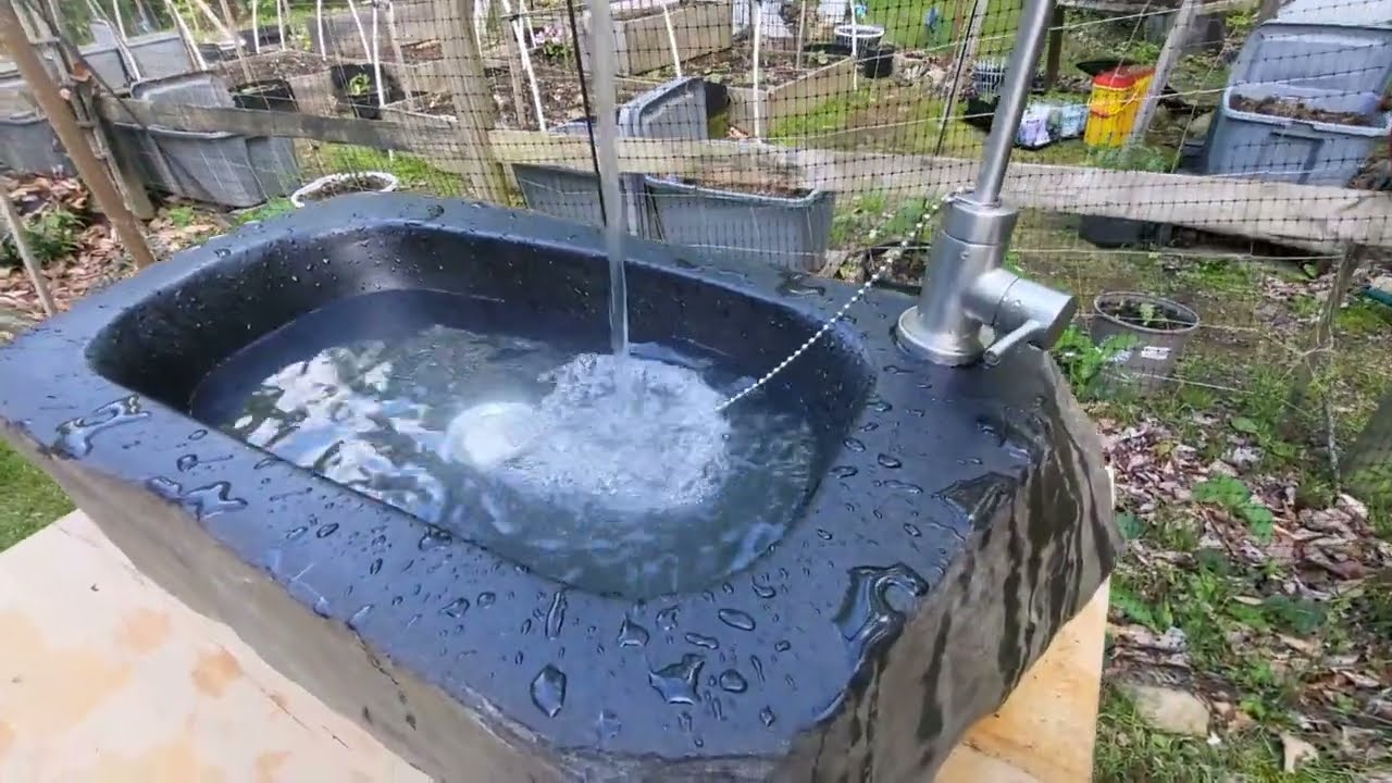 Stone sink in  under 5 minutes #maker #stonework