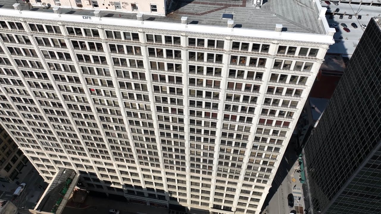 Quick Drone Look At Famous Barr Building - Downtown St Louis, Missouri - Railway Exchange Building