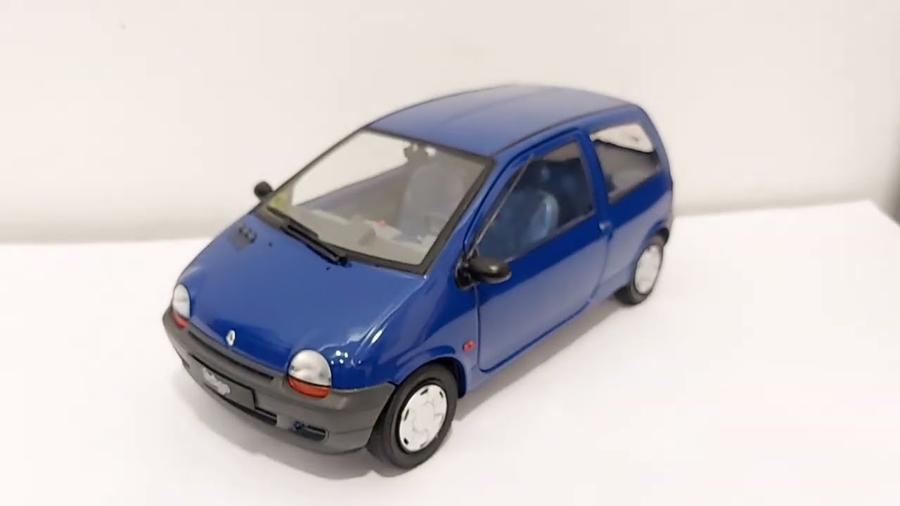 Miniatura renault twingo 1/18 Solido em detalhes