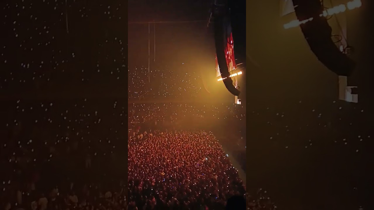 MORAT - Enamórate De Alguien Más - 11/11/2023, Movistar Arena Chile
