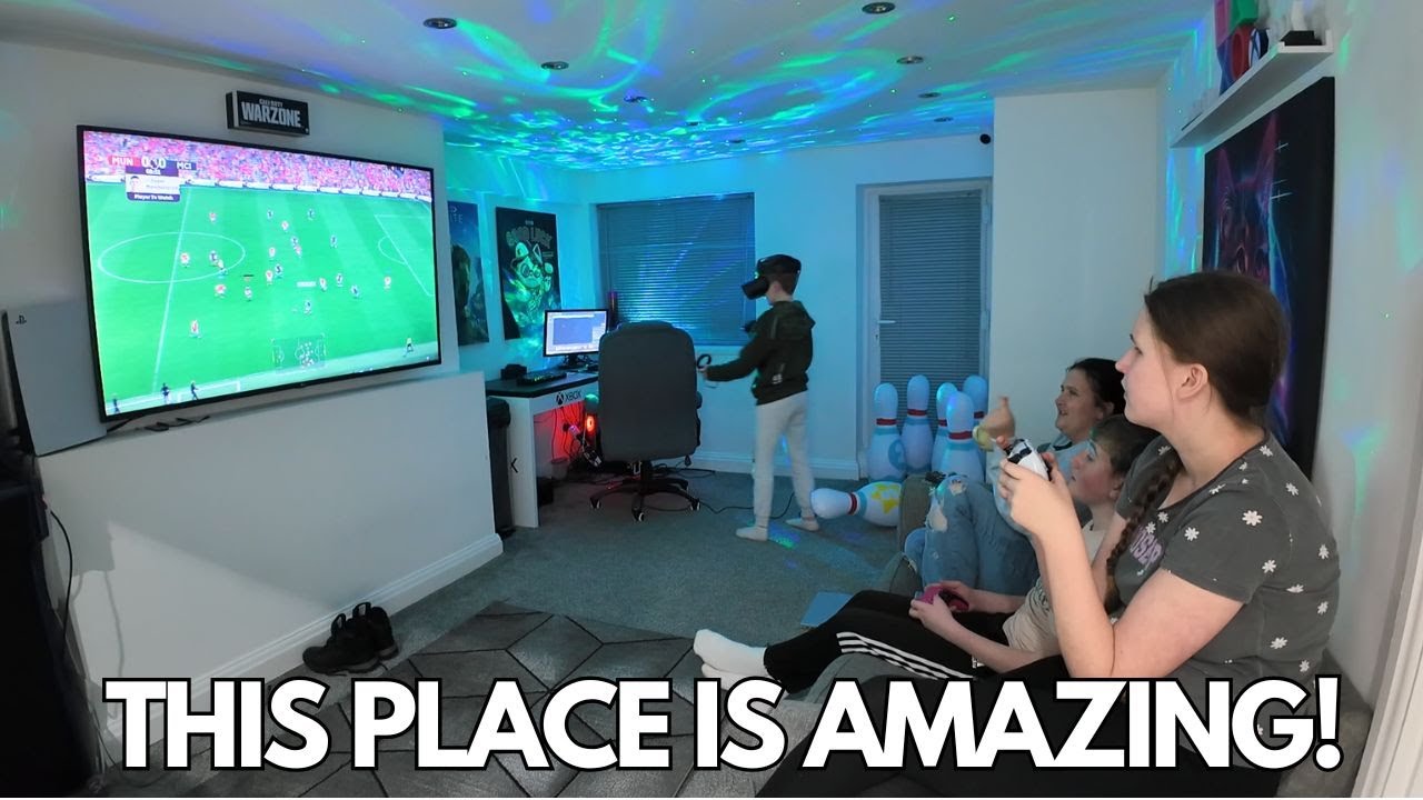 We stay at the COOLEST Cat & Gaming House in Blackpool