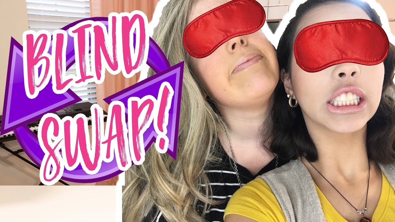 MAKEUP BAG SWAP // BLINDFOLD DRAWING CHALLENGE || CRACKED PALETTE