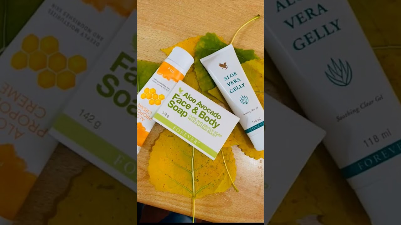 Say hello to smooth, nourished skin — the natural way! 