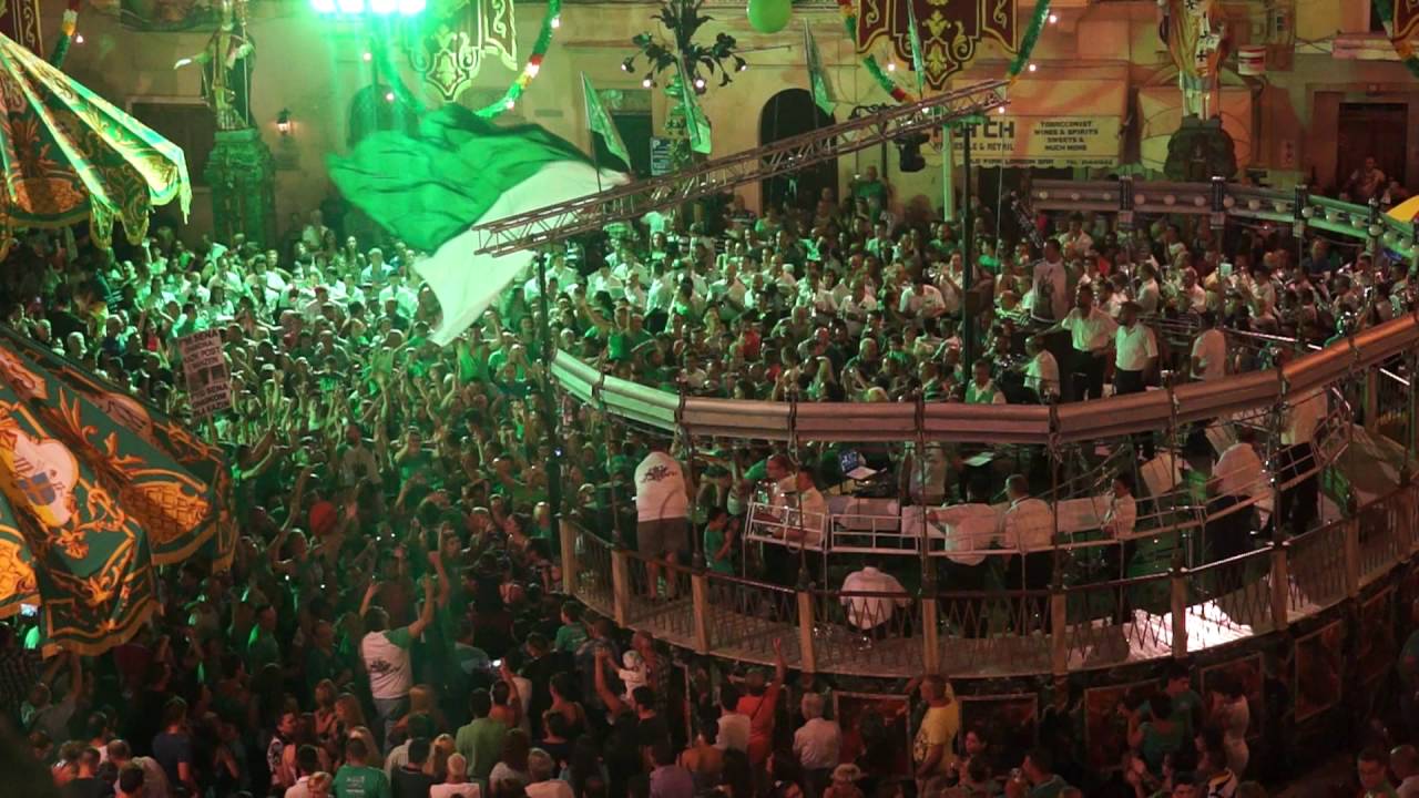 2015 - Marċ tal-Aħħar tat-Tridu ġewwa il-Pjazza Part 2