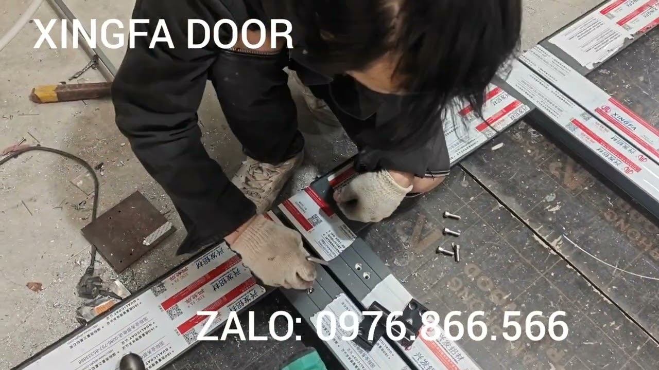 cách sản Xuân một bộ cửa xingfa Quảng Đông 4 cánh chuẩn nhất quả đất