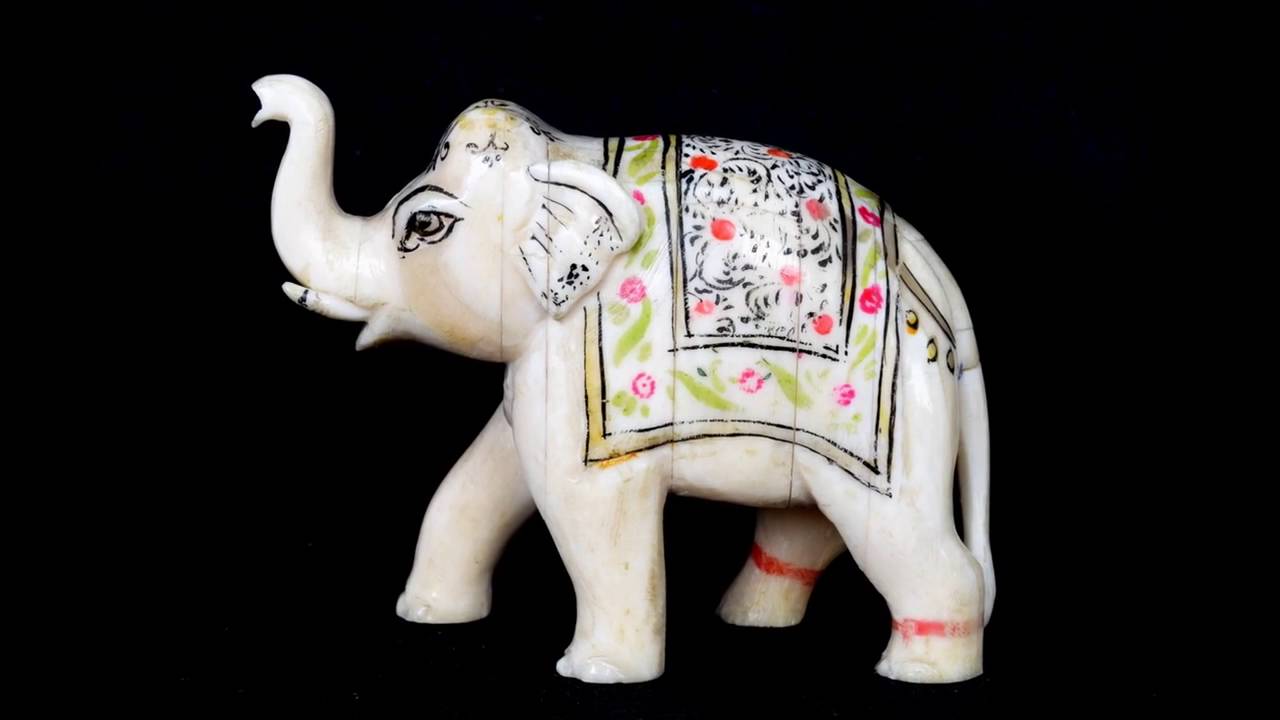 Global Art Antiques   Beautiful Vintage Decorative Animal Figure