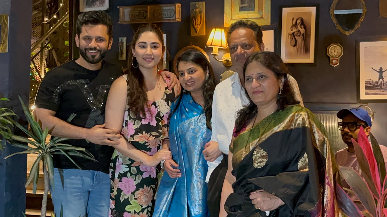 Rahul Vaidya Disha Parmar Family Dinner Lastnight In Juhu | Exclusive