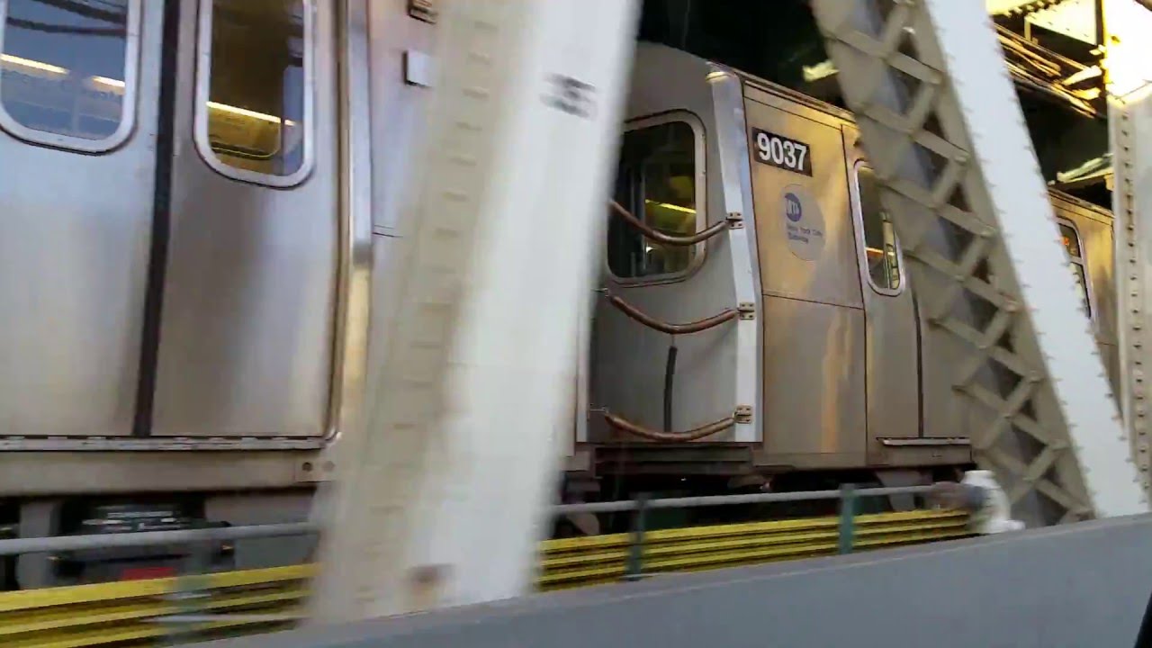 Pacing another N train across the Manhattan Bridge, 11/15/2015