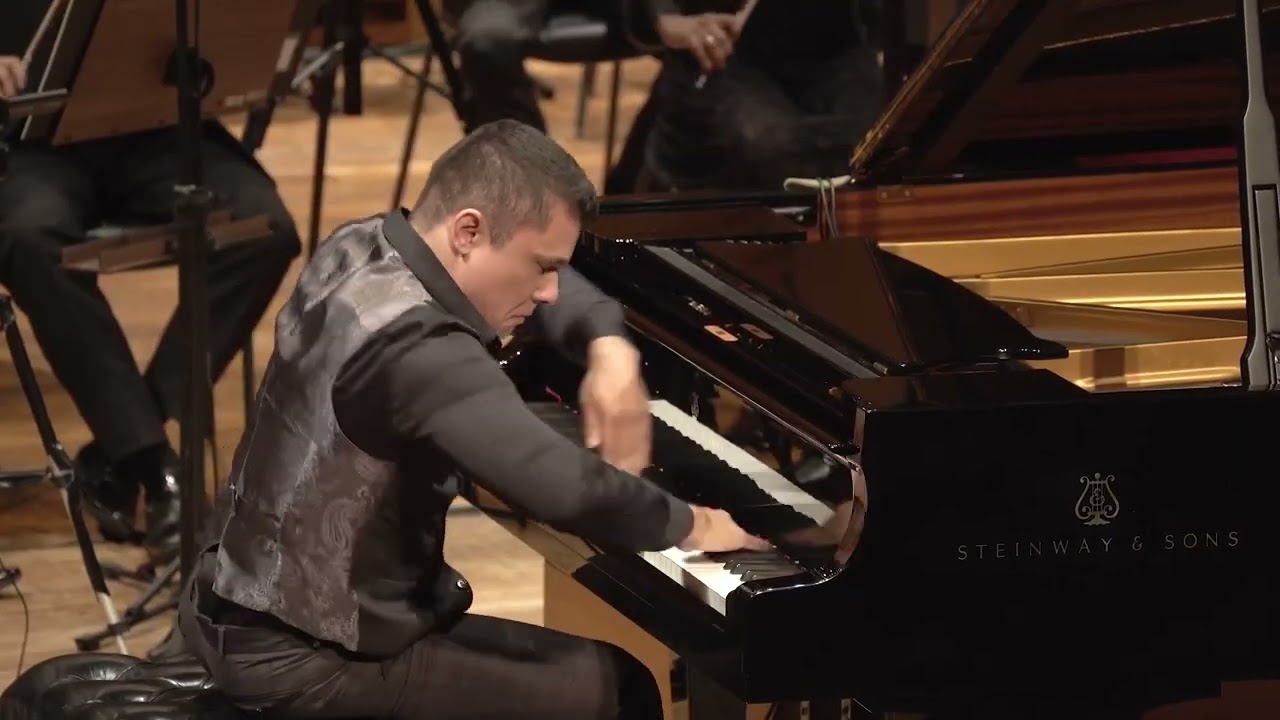 M. de Falla - Noches en los jardines de España (Aleyson Scopel, piano)