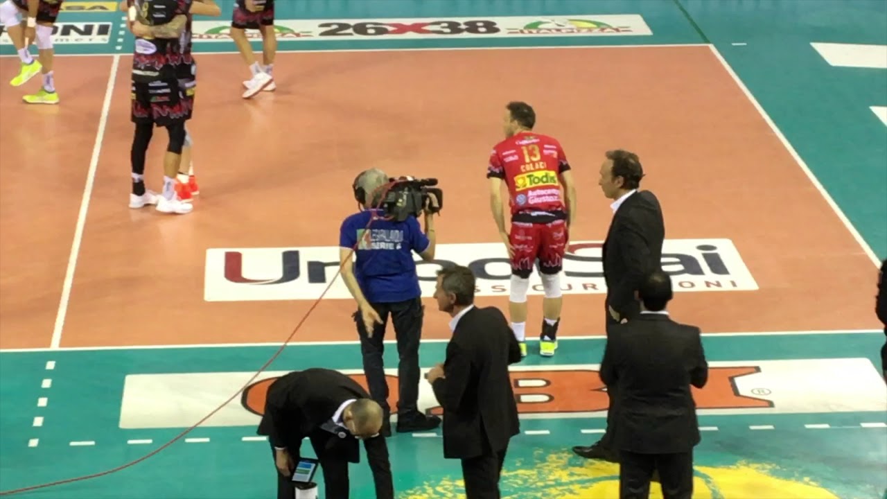Modena -  Perugia sulle curve del PalaPanini pregara