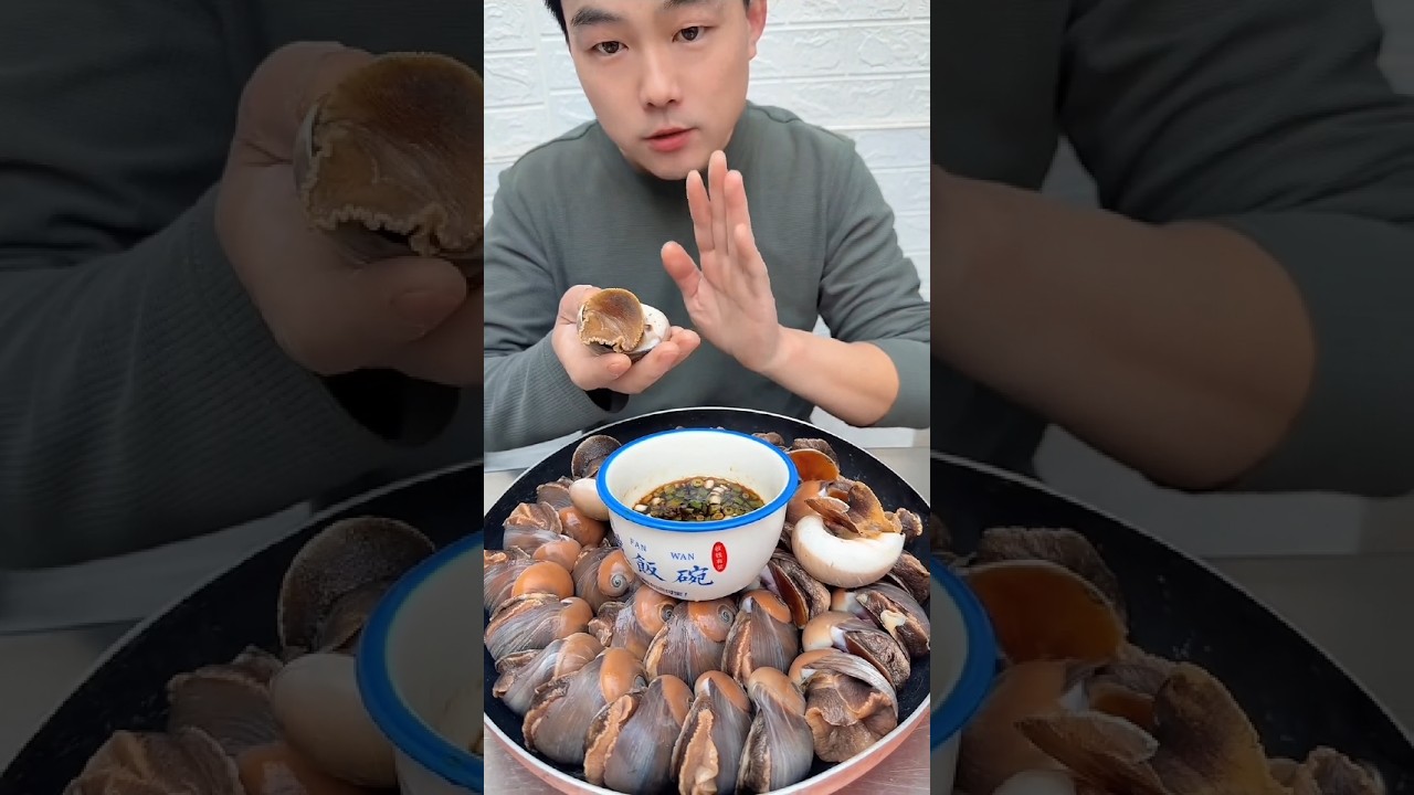 HOW TO EAT SNAIL SEAFOOD 