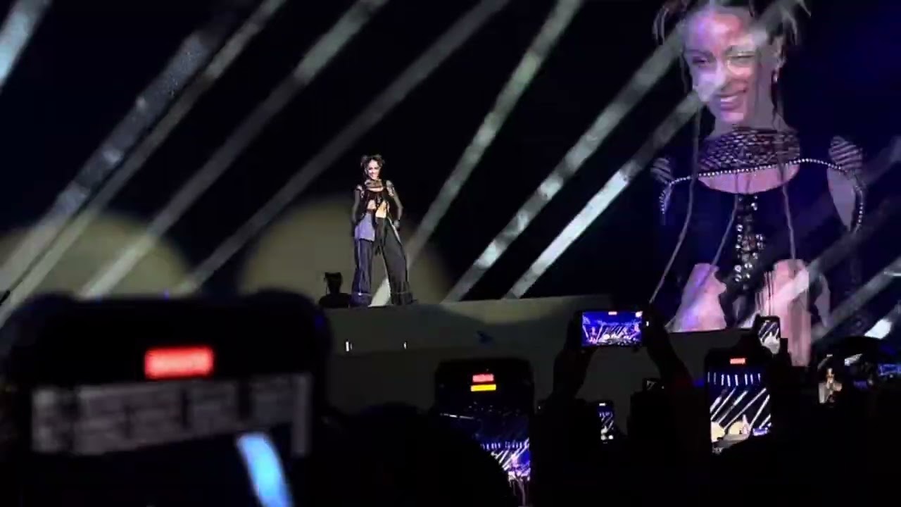Intro concierto Tini en Murcia