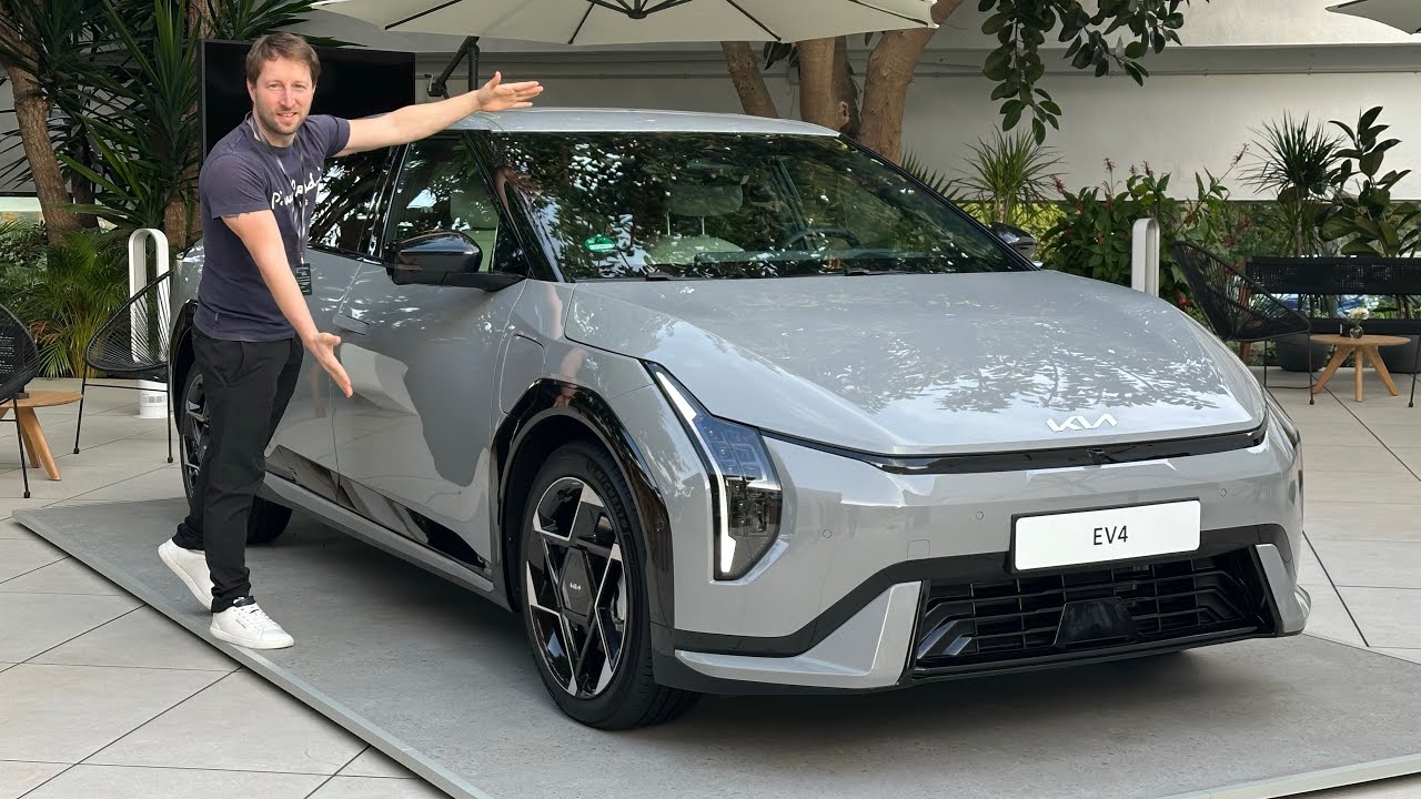 Обзор нового хэтчбека KIA EV4 2026 года