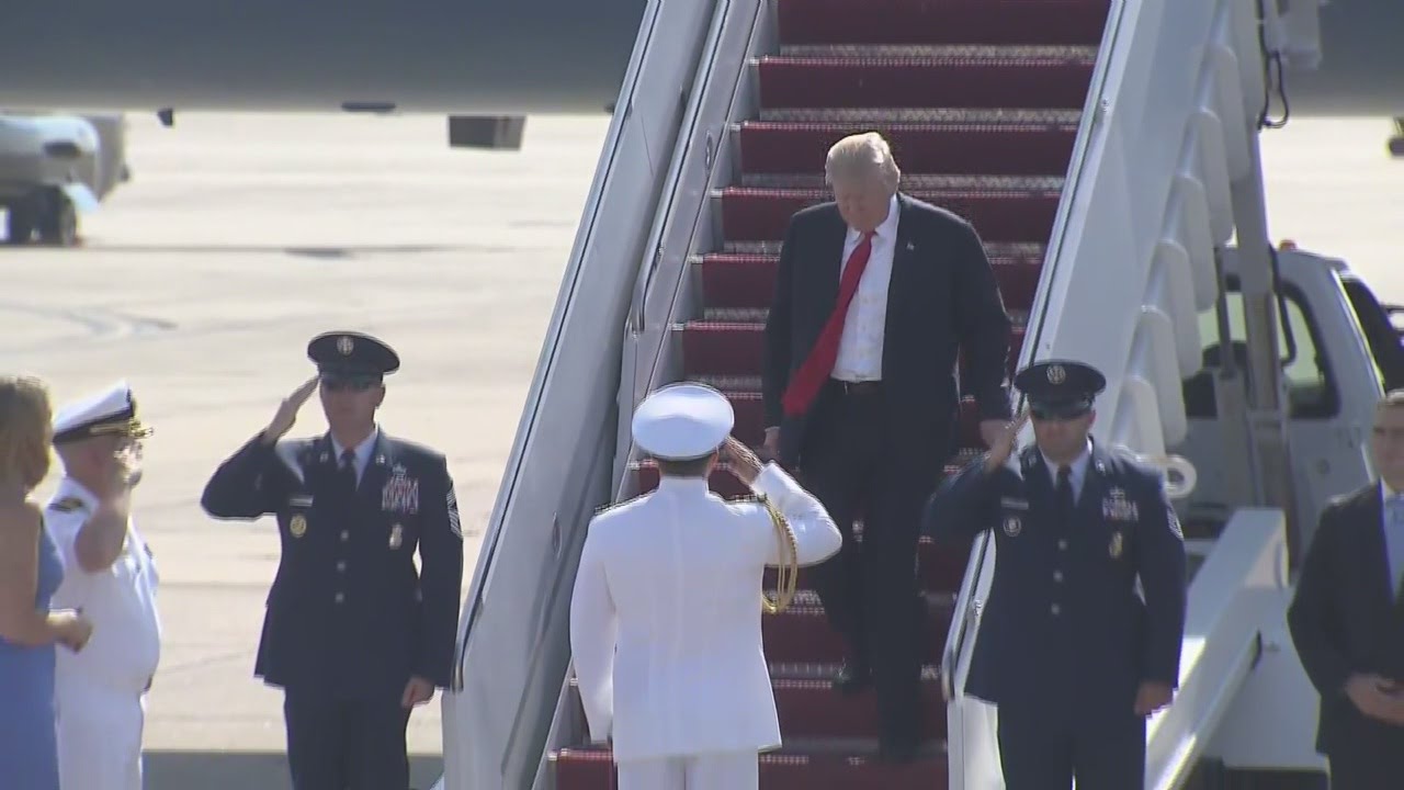 President Trump lands at Naval Station Norfolk | Norfolk Navy Report