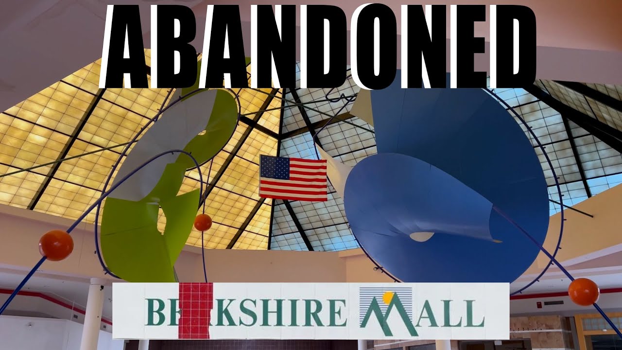 Exploring The Abandoned Berkshire Mall