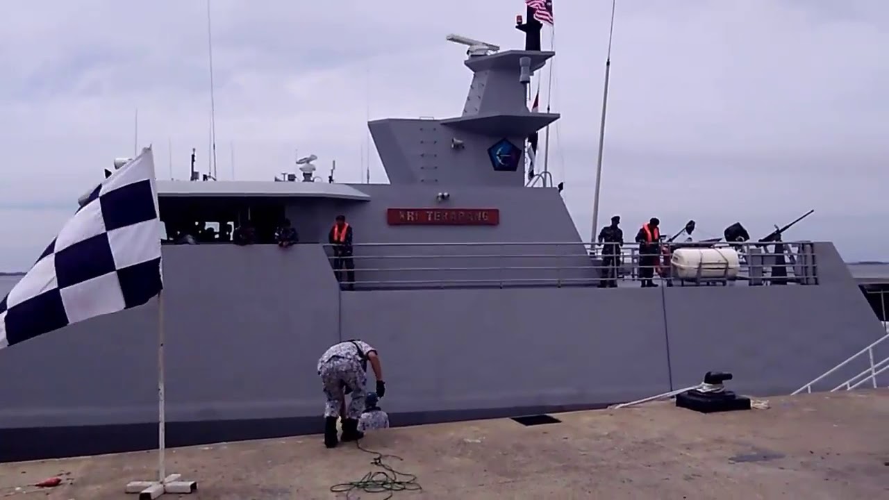 Indonesian Navy vessel KRI Terapang-648 (KCR 40m) in the 3rd Trilateral Maritime Patrol