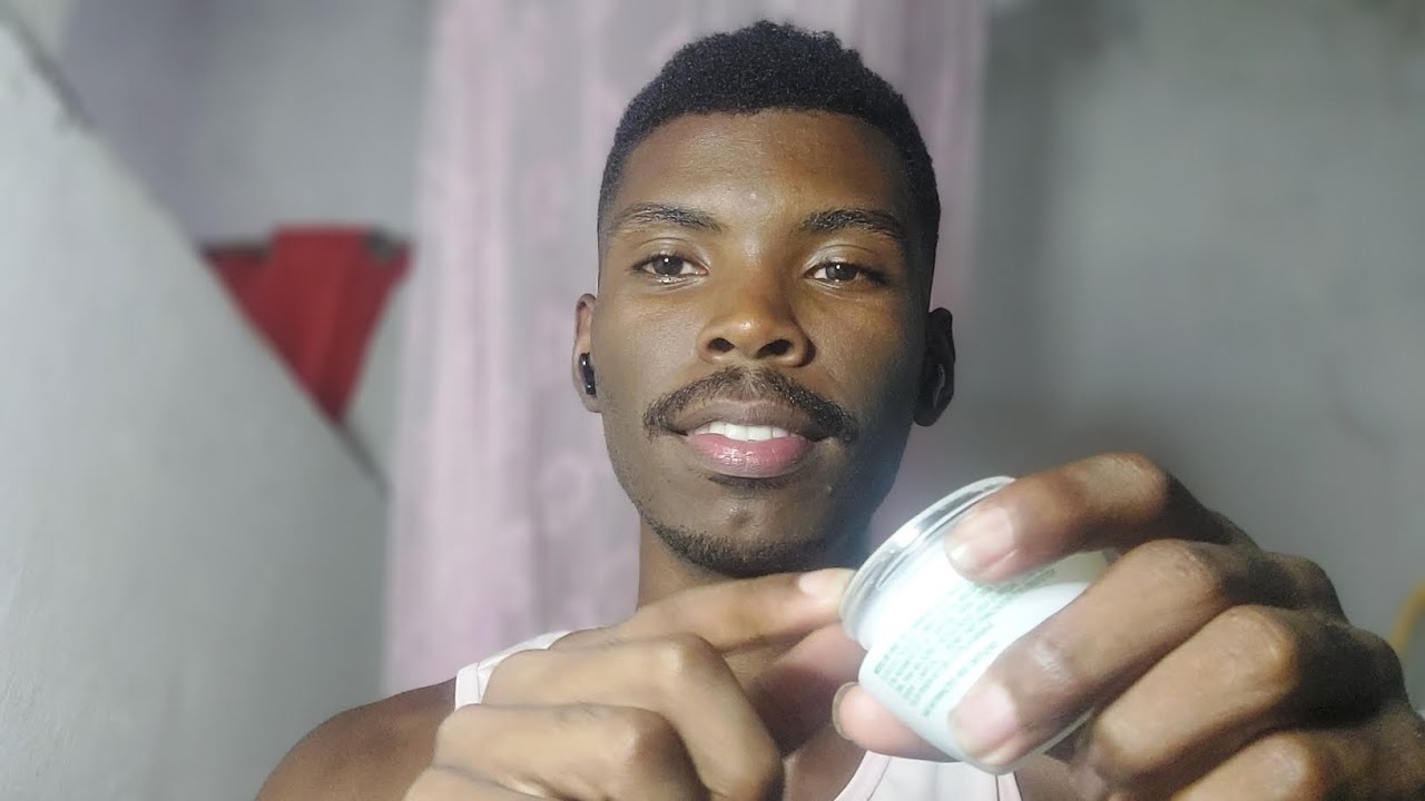 ASMR LIMPEZA DE PELE EM CLÍNICA CLANDESTINA