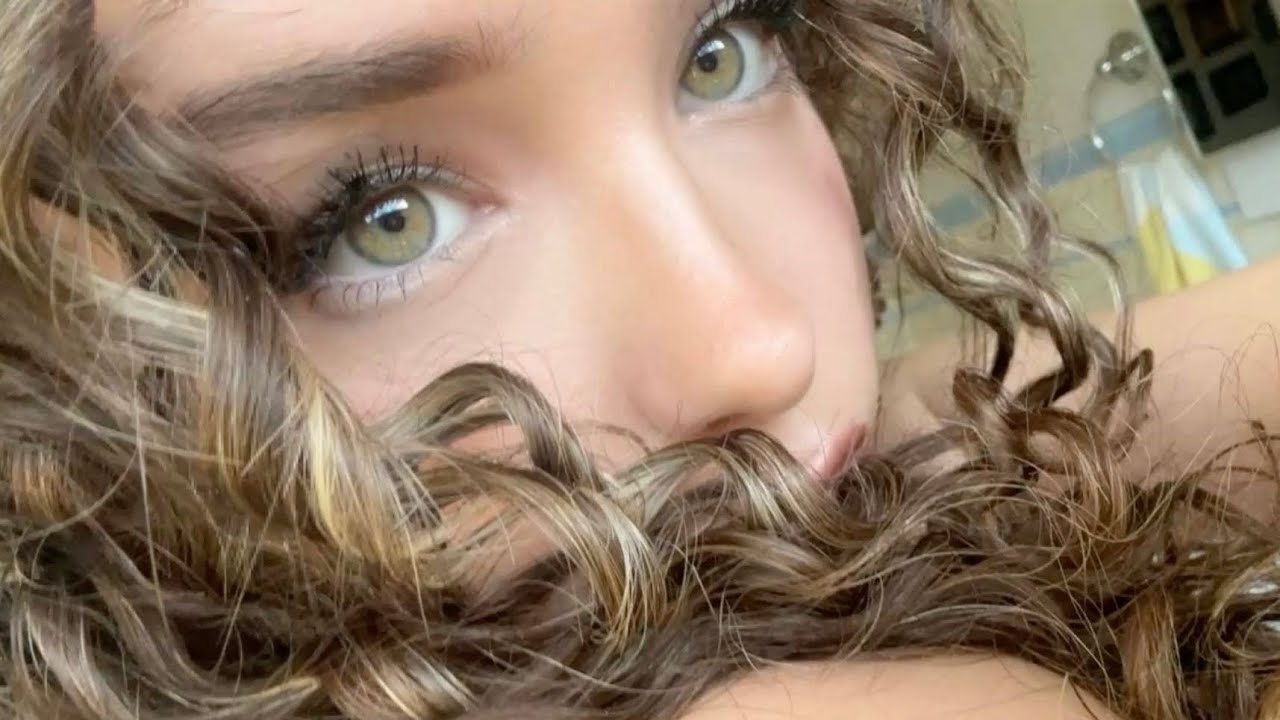 𐔌 𝝑𝝔 ྀི genetic green eyes 💉 ⤷ overwhelmingly bright emerald eyes