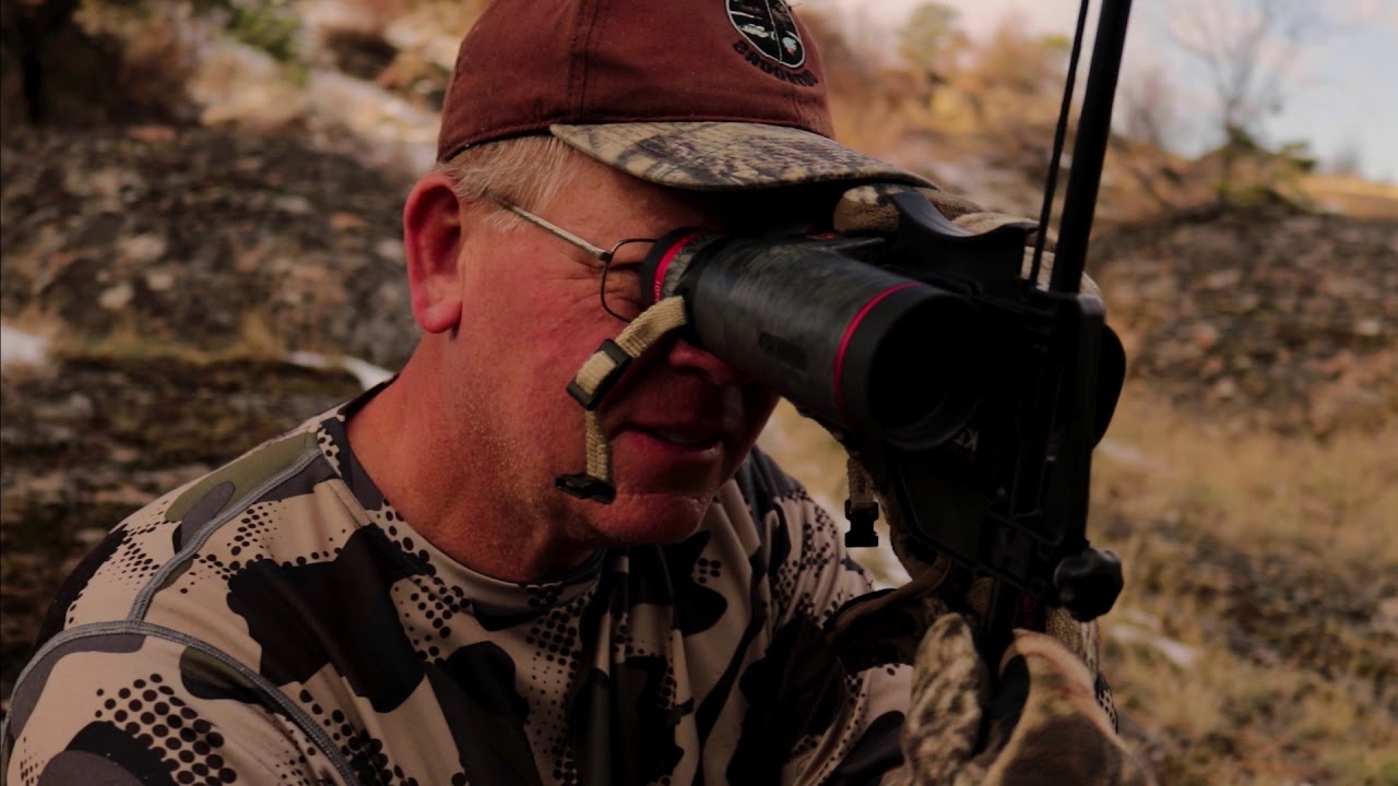 Kestrel&reg; Monopod Feature