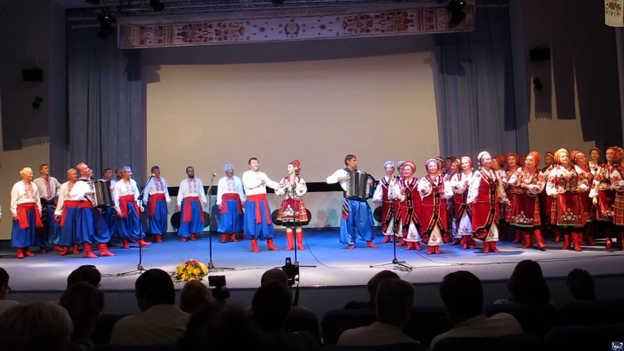 “Ой з-за гір-гори їдуть мазури”.