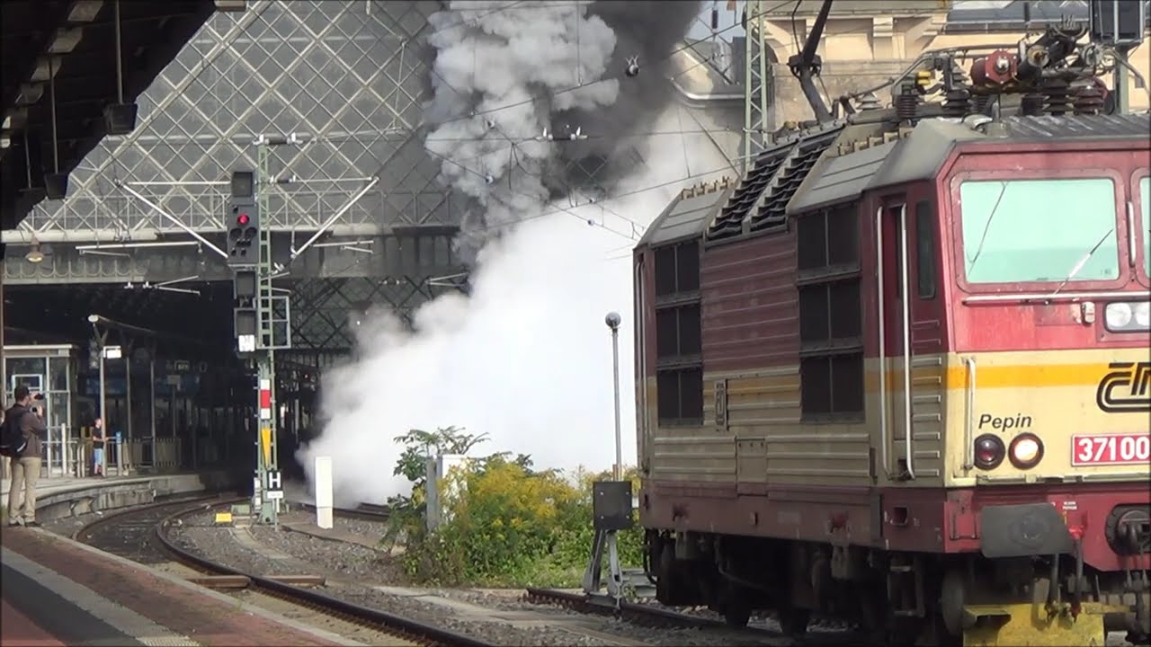 Infernalische Ausfahrt von 35 1097 in Dresden  - da vergeht einem Hören und Sehen! #dampflok