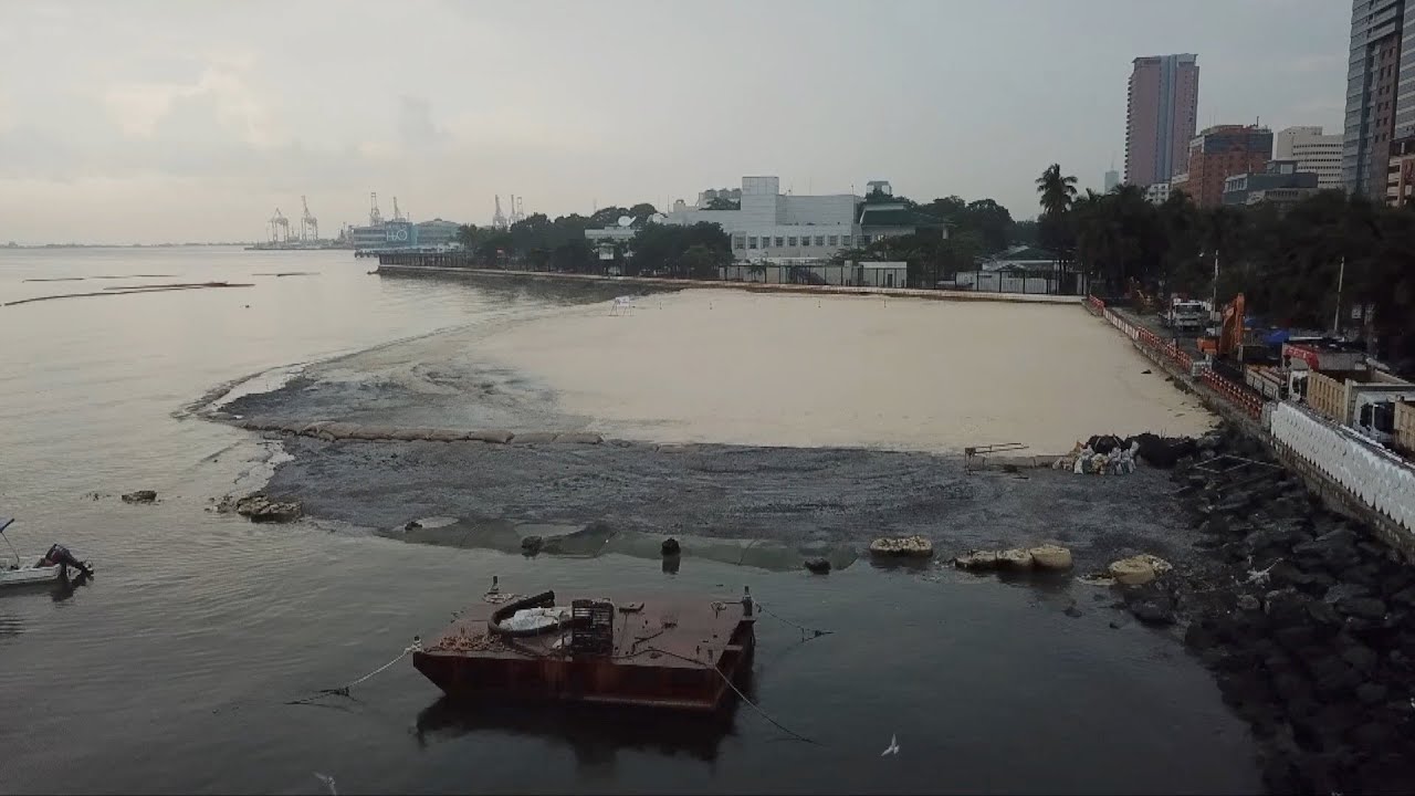 BBC NEWS: Manila's artificial white 'sand' beach