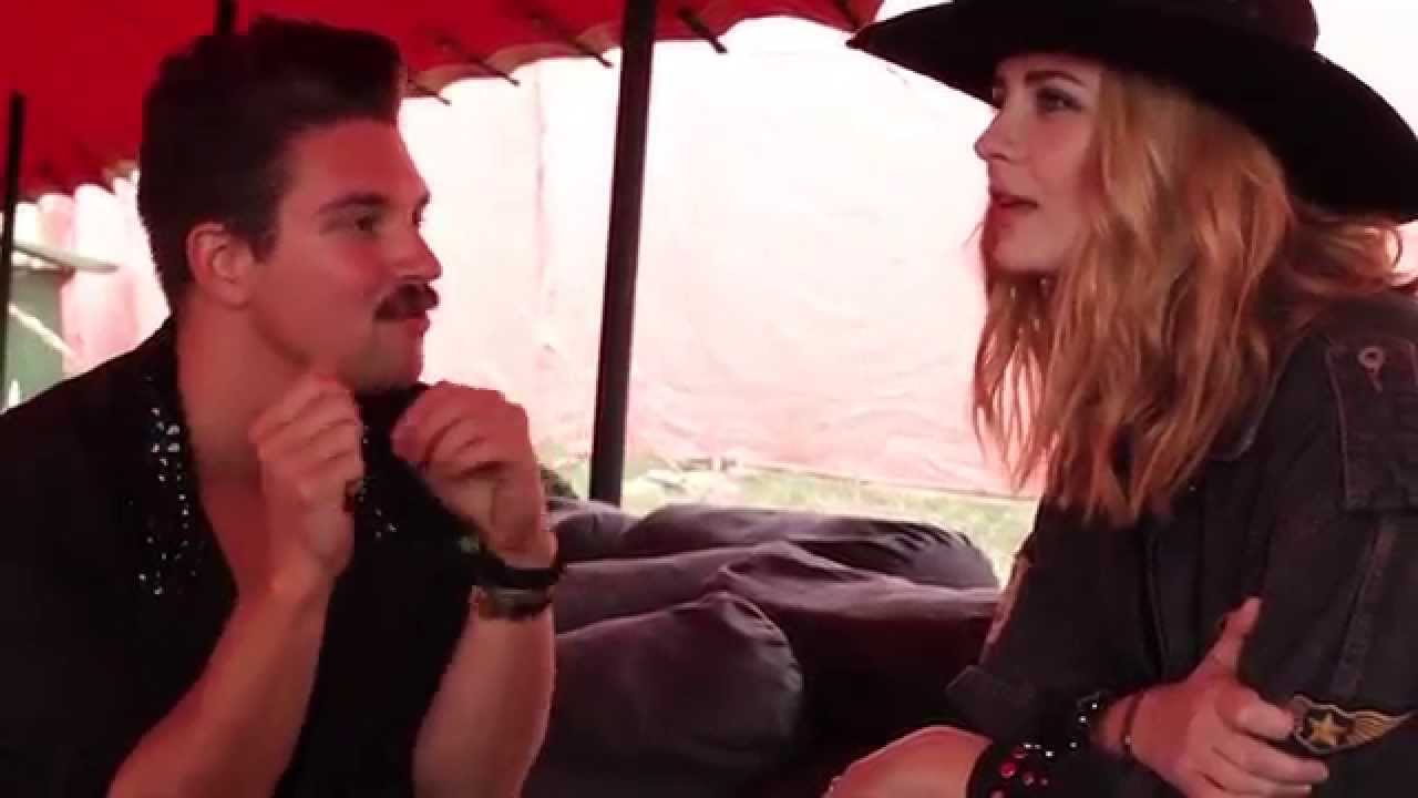 Interview with Mischa Barton - VAPESTICK at Bestival