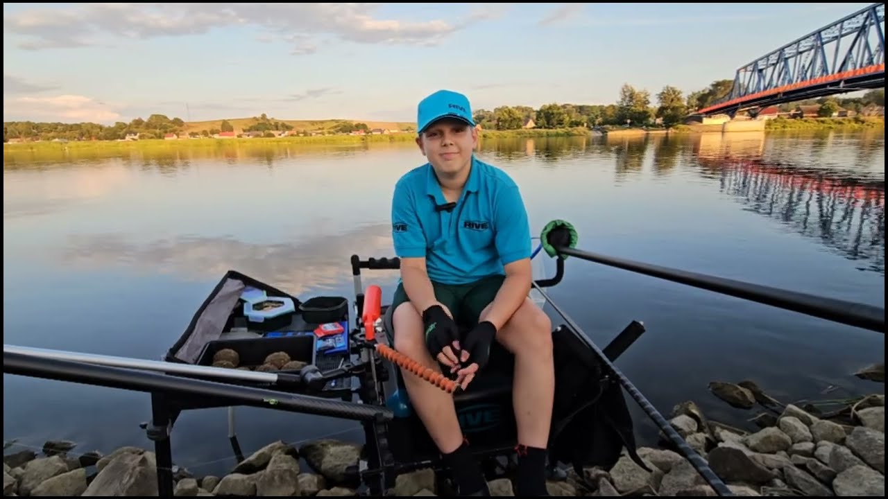 Kopfrutenangeln im Fluss bei starker  Strömung, Angeln in der Oder, Kopfrutenangeln. Cralusso Posen