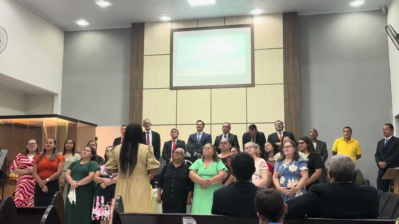 #Círculo de oração juntamente com os varões .