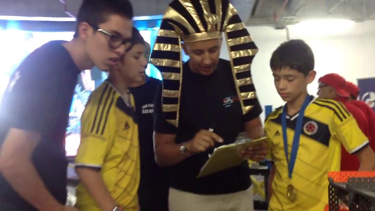 Torneo Nacional de Rob&oacute;tica Colombia 2016. Finales. Adel Gonzalez Alcal&aacute;