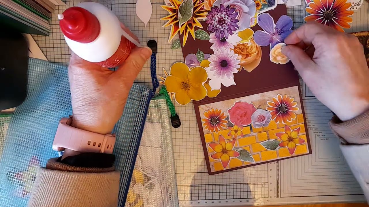 #scrappyscrapsandstrips, организованный Линн из Contenta Crafts
