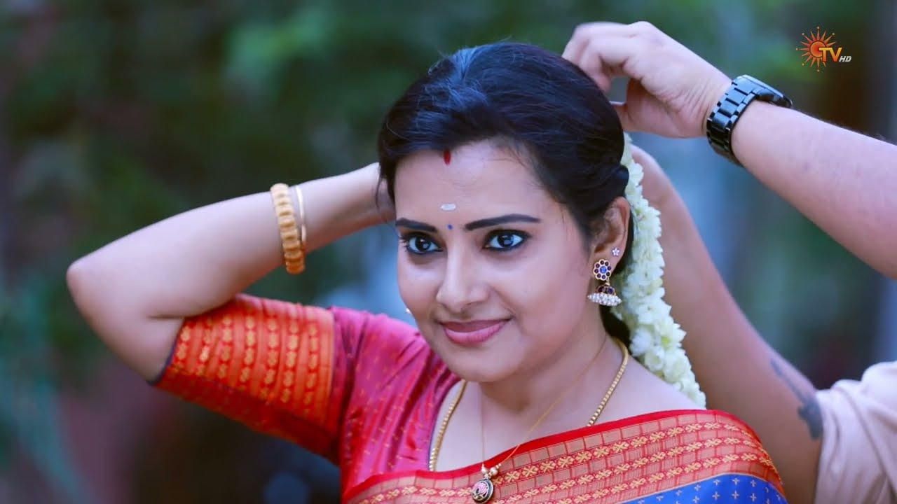 இப்படி ஒரு புருஷன் கிடைக்க குடுத்து வெச்சிருக்கணும் | Lakshmi  - Semma Scenes | 15 Apr 2026 | Sun TV