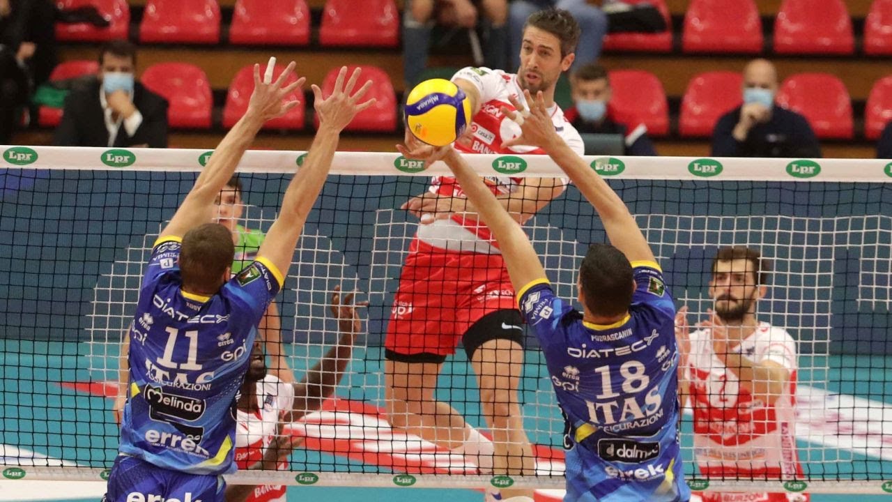 Highlights di Gas Sales Bluenergy Piacenza-Itas Trentino 0-3 (4° turno di SuperLega)