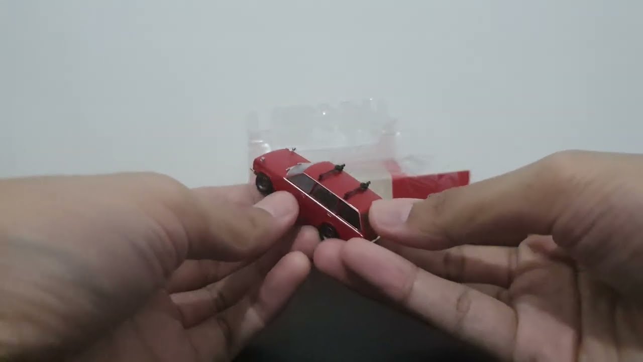Tarmac Works Datsun Bluebird 510 Wagon 1/64 (Red, Bicycle, Miniscale, Diecast, Review, Unboxing)