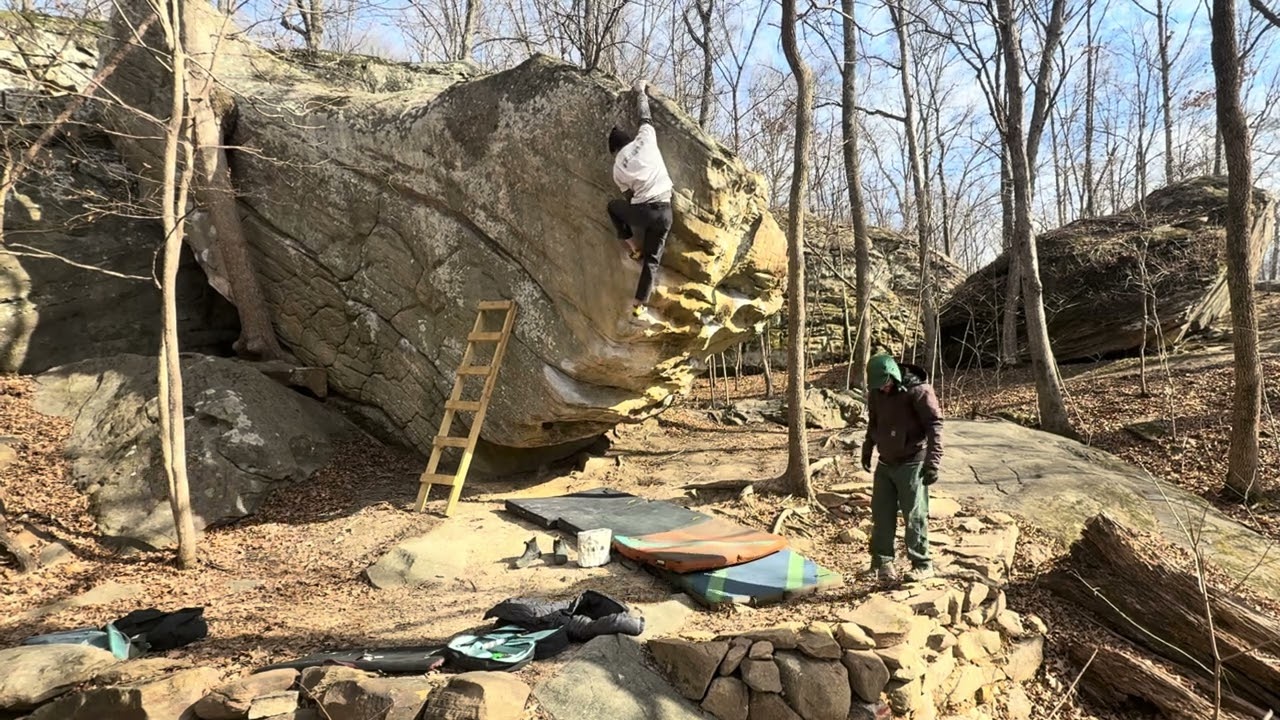 Best in Show (v9) - House Boulders, Southern Illinois